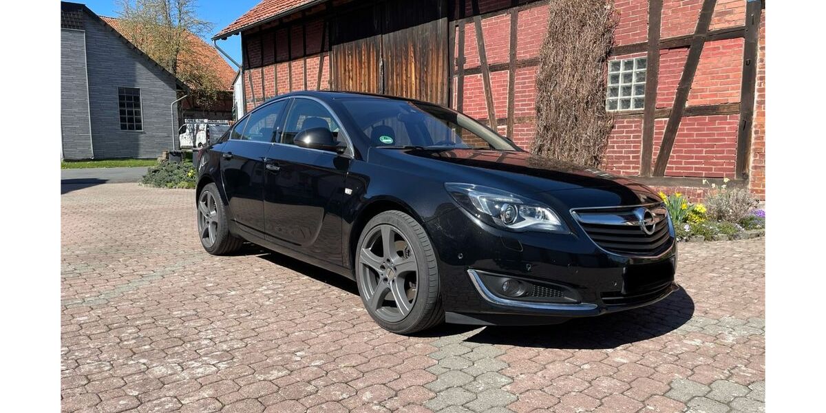 Opel Insignia 131.000 km 8.990 &euro; Moringen 37186