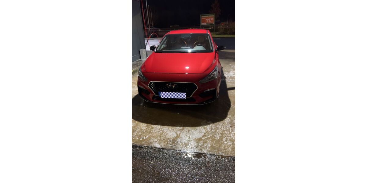 Hyundai i30 95.000 km 16.000 &euro; Karl 54534