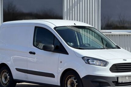 Ford Transit Courier 190.576 km 4.500 &euro; Flensburg 24941