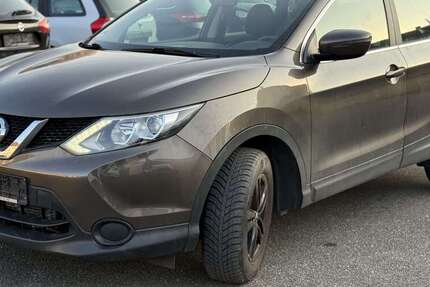 Nissan Qashqai 113.000 km 7.900 &euro; Winterbach 73650
