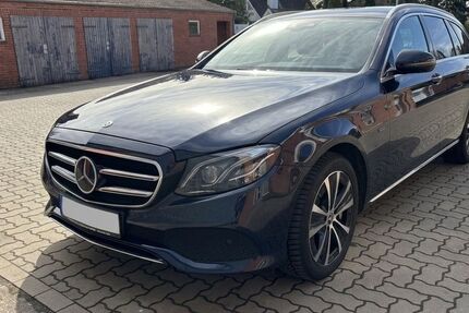 Mercedes-Benz E 300 88.000 km 26.800 &euro; Riede 27339