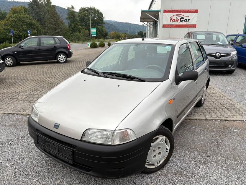Fiat Punto 134.521 km 1.499 € Freudenberg 97896