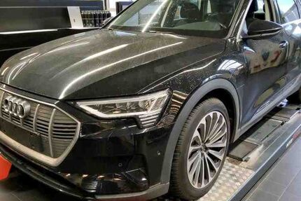 Audi e-tron 59.000 km 25.990 &euro; Bad Langensalza 99947