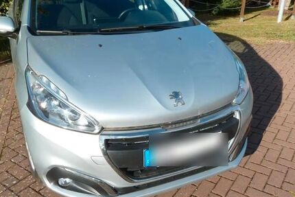 Peugeot 208 19.000 km 10.600 € Langelsheim 38685