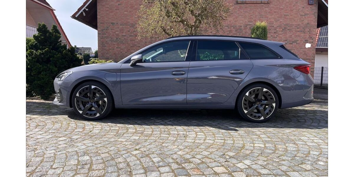 Cupra Leon 51.200 km 28.500 &euro; Bremen 28277