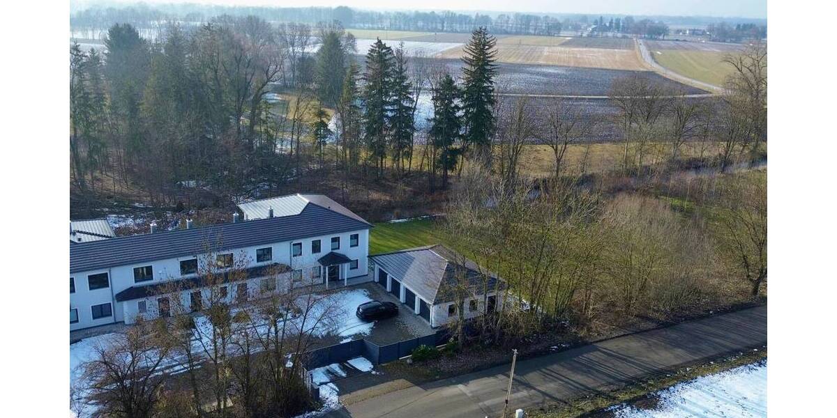 Doppelhaushälfte Moosinning Eichenried - 8 Zimmer, 315 m&sup2;, 3.900&euro; | Angebot:26455180