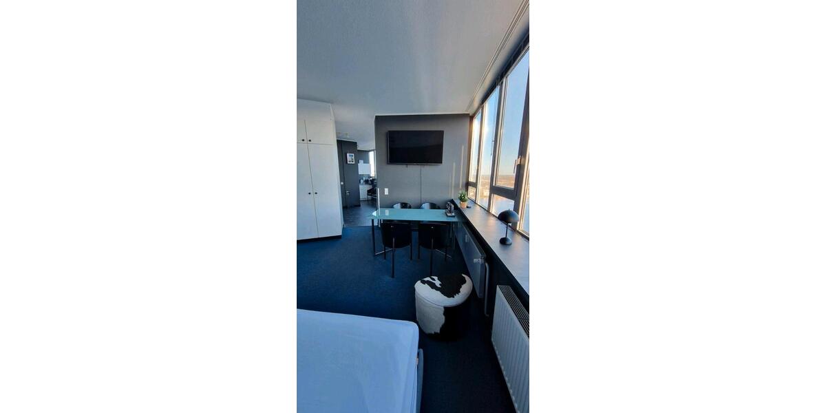 Penthouse-Wohnung in der 27. Etage mit Schleiblick 1 zimmer