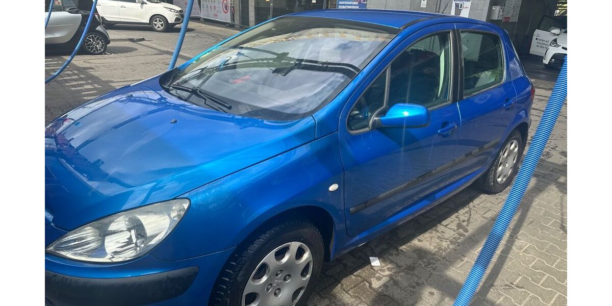 Peugeot 307 200.000 km 1.400 &euro; Berlin 12167