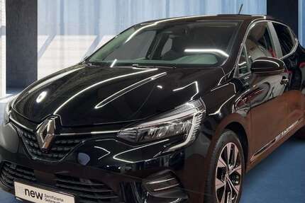 Renault Clio 21.782 km 14.930 &euro; Köln 50939