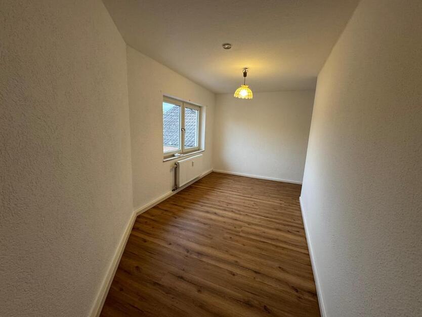 Helle 3,5 Zimmer Wohnung mit Balkon in Bingen-Kempten zimmer