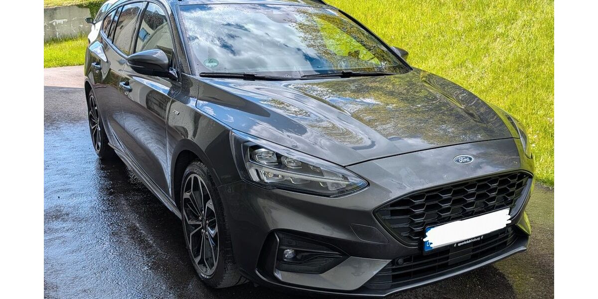 Ford Focus 69.000 km 15.900 &euro; Forbach 76596