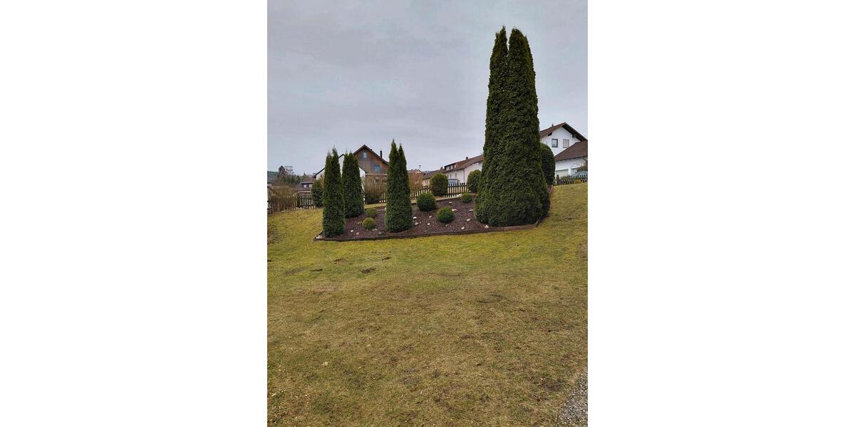 Einfamilienhaus Roding - 10 Zimmer, 180 m&sup2;, 1.300&euro; | Angebot:25126418