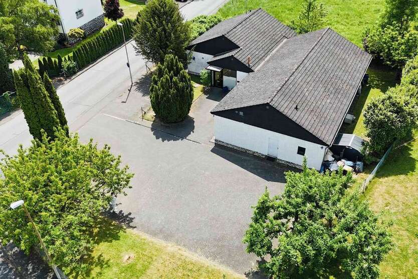 Büro in Dillenburg 519.000 € 290 m²