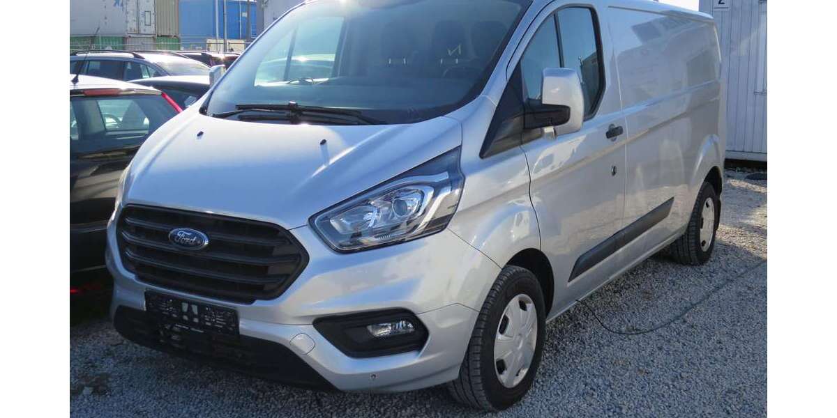 Ford Transit Custom 72.000 km 17.000 &euro; München 81829