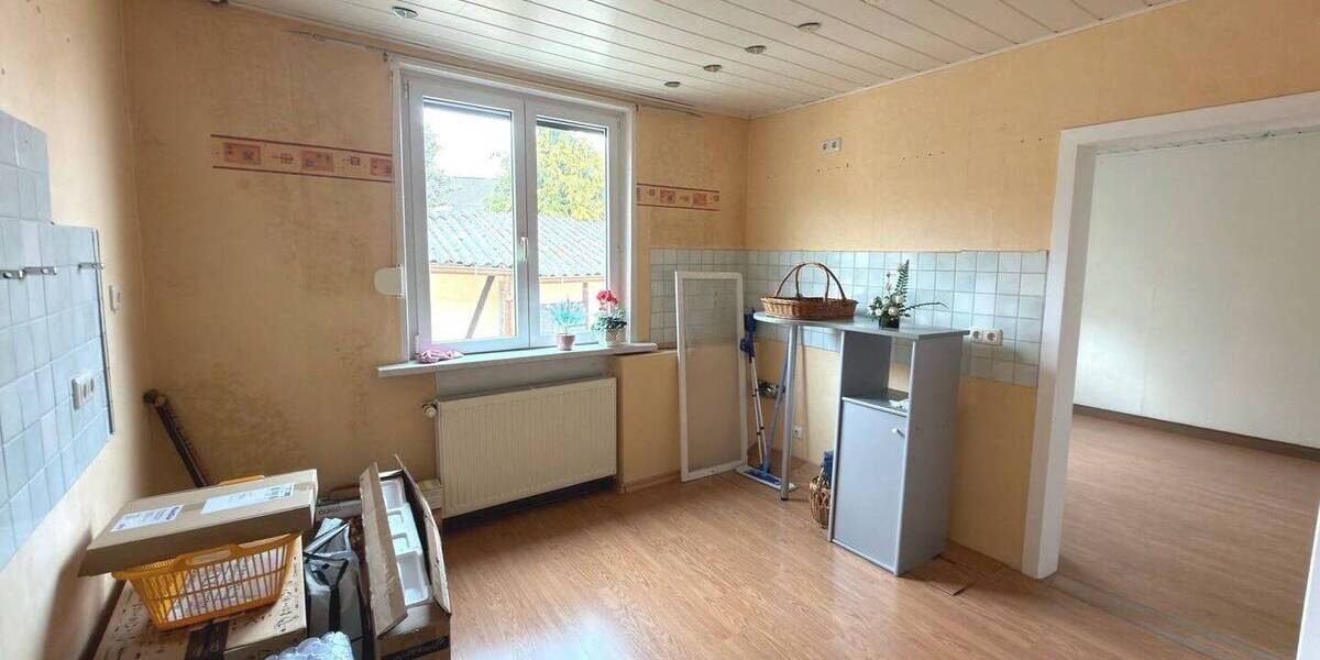 Einfamilienhaus Bad Langensalza - 8 Zimmer, 142 m&sup2;, 205.000&euro; | Angebot:26730752