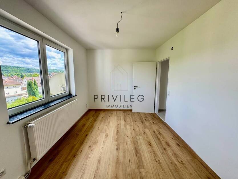 Renovierte 2 Zimmerwohnung im Rodgebiet