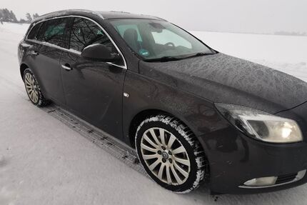 Opel Insignia 230.000 km 4.500 &euro; Fröbersgrün 08548