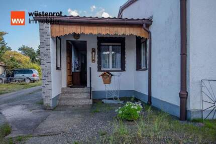 Wohnen mit Entwicklungspotenzial - Wohnhaus mit bebaubarem Grundstück in attraktiver Lage 4 zimmer