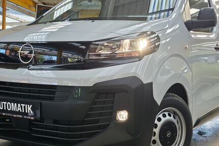 Opel Vivaro 9.000 km 28.548 &euro; Wallhöfen bei Bremen 27729