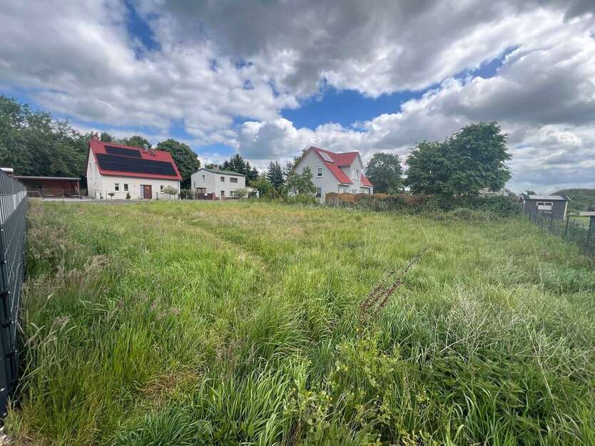 Grundstück zu verkaufen in Oranienburg 180.000 € 689 m²