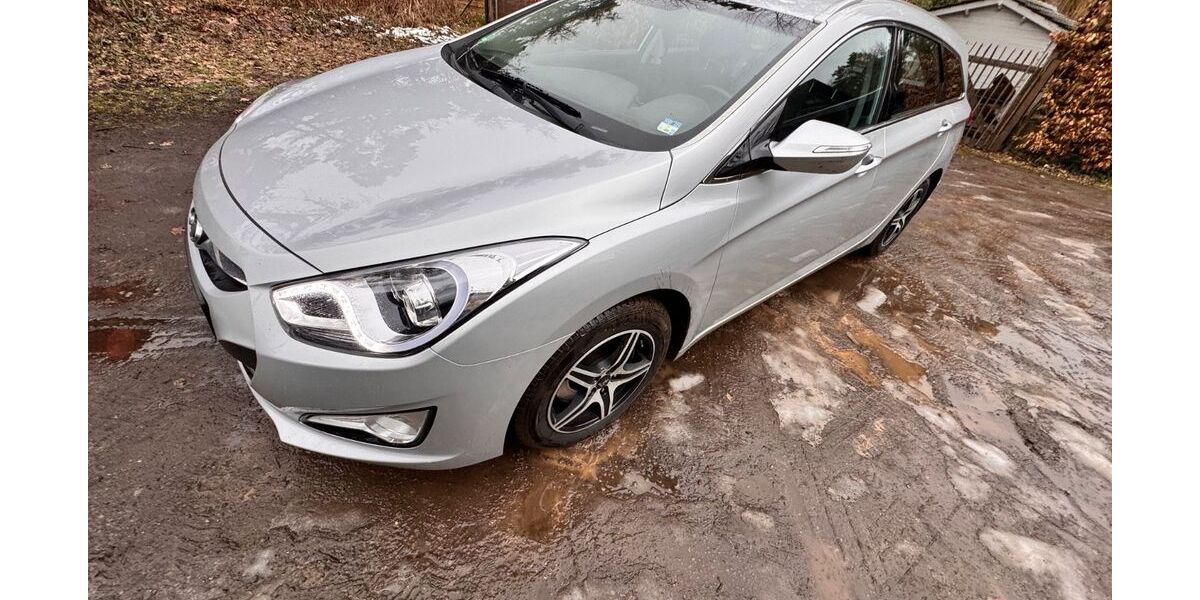 Hyundai i40 210.000 km 6.500 &euro; Osterholz-Scharmbeck 27711