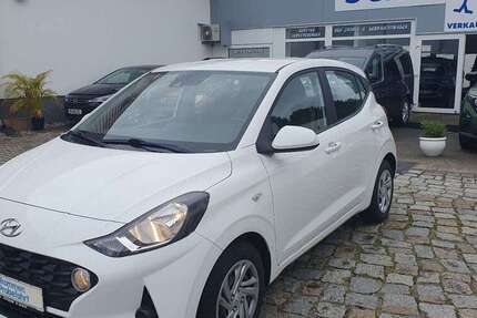 Hyundai i10 65.000 km 12.380 € Potsdam 14469