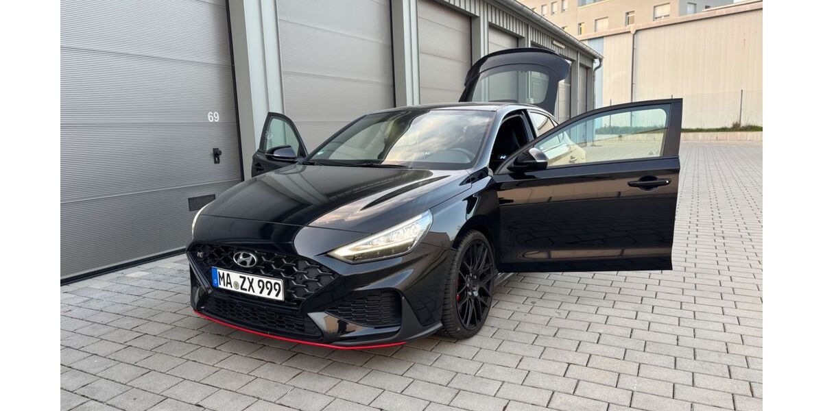 Hyundai i30 69.500 km 25.800 &euro; Mannheim 68219
