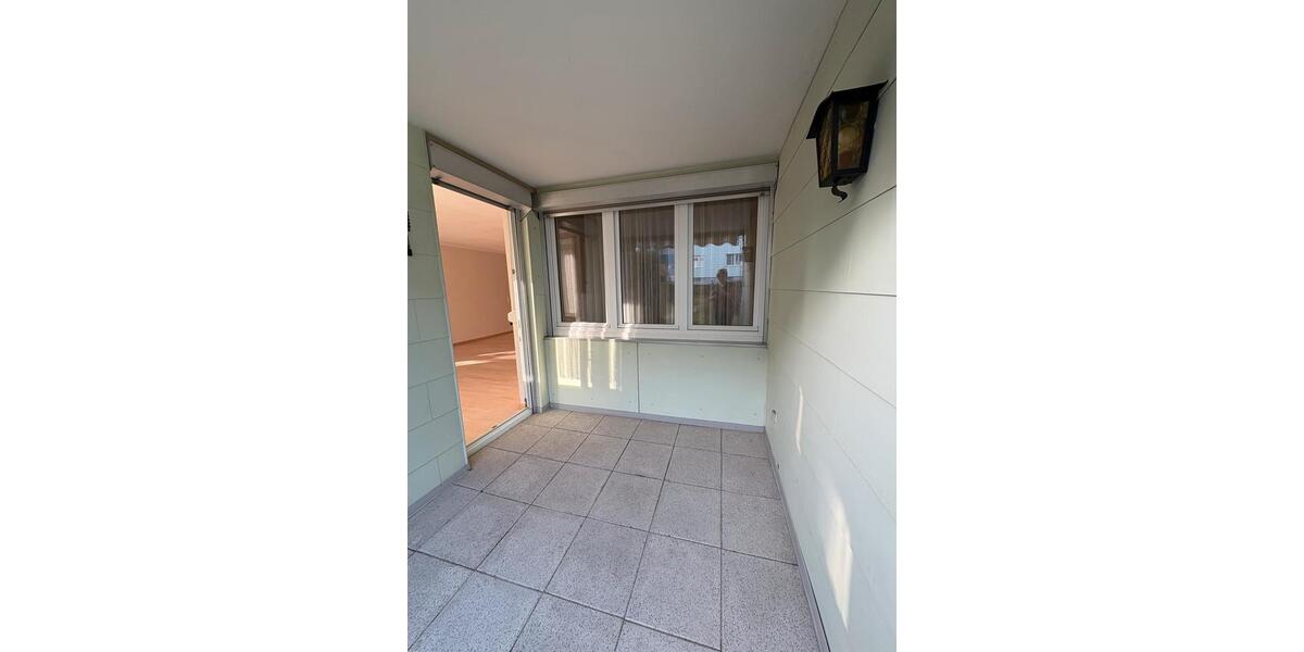 Hochparterre Holzgerlingen - 4.5 Zimmer, 99 m&sup2;, 1.700&euro; | Angebot:25612116