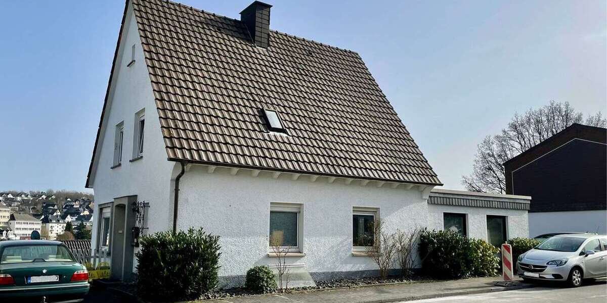 Einfamilienhaus Olpe - 7 Zimmer, 134 m&sup2;, 340.000&euro; | Angebot:26291640