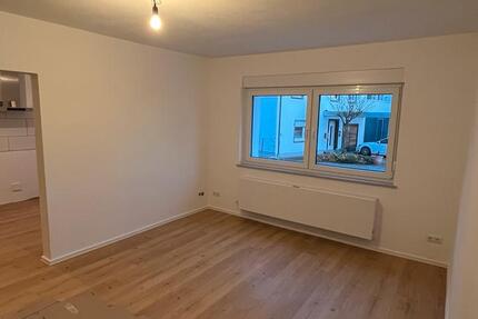 Erstbezug Zweizimmerwohnung Hochparterre Erdgeschoss Südstadt 2 zimmer