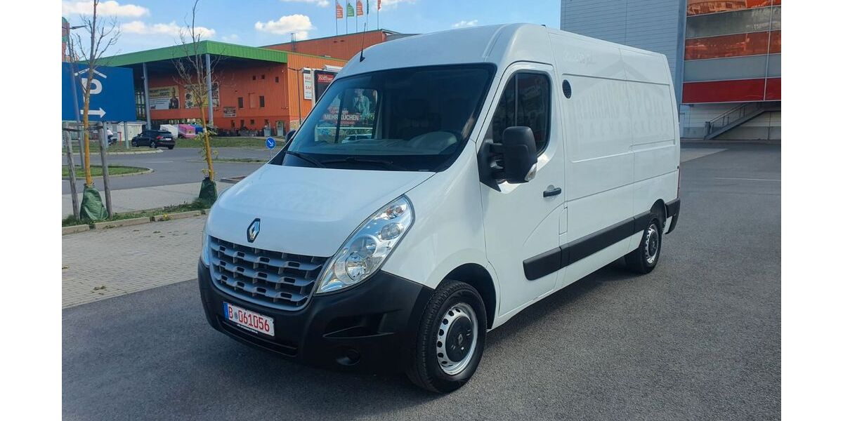 Renault Master 179.404 km 8.990 &euro; Berlin 13055