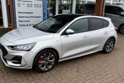 Ford Focus 13.000 km 21.895 &euro; Waren Müritz 17192