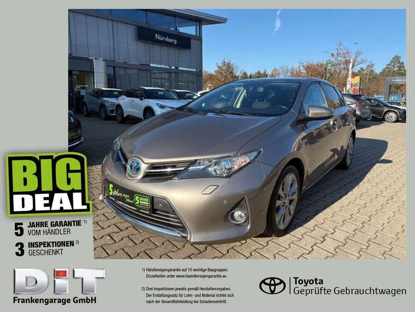 Toyota Auris 56.000 km 14.490 € Nürnberg 90480