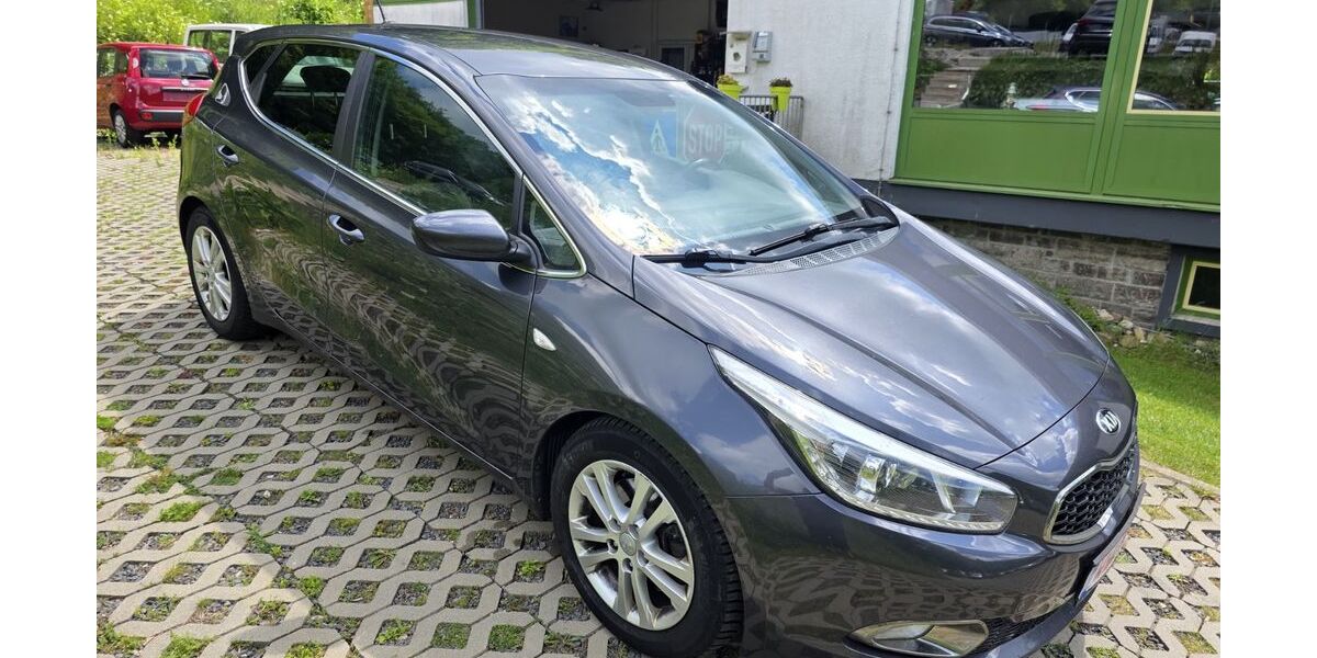Kia ceed / Ceed 260.000 km 4.999 &euro; Westerburg 56457