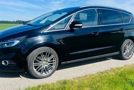 Ford S-Max 144.000 km 14.490 &euro; Eggenfelden 84307