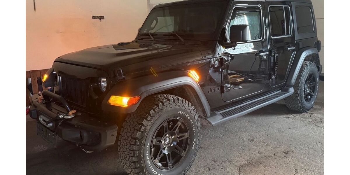 Jeep Wrangler 70.000 km 47.700 &euro; Velten 16727