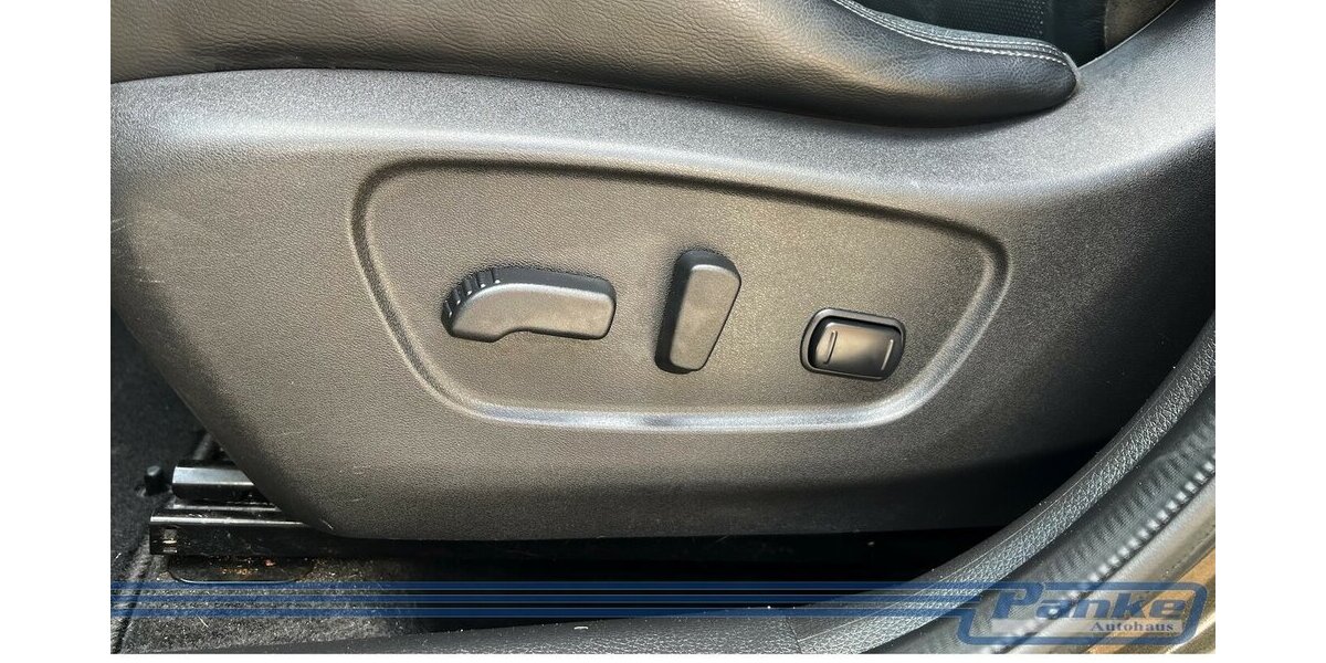 Nissan X-Trail Tekna*R+F-Cam*Pano*SHZ*Leder*Tempo*Elk-S 162.570 km 10.890 &euro; Berlin 13187