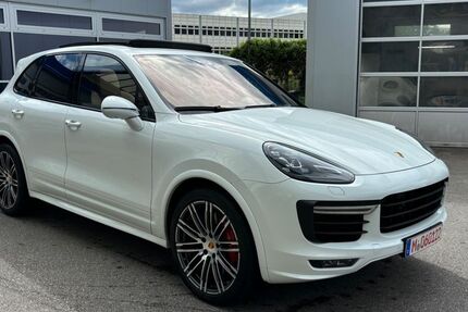 Porsche Cayenne 199.600 km 24.850 € München 81737