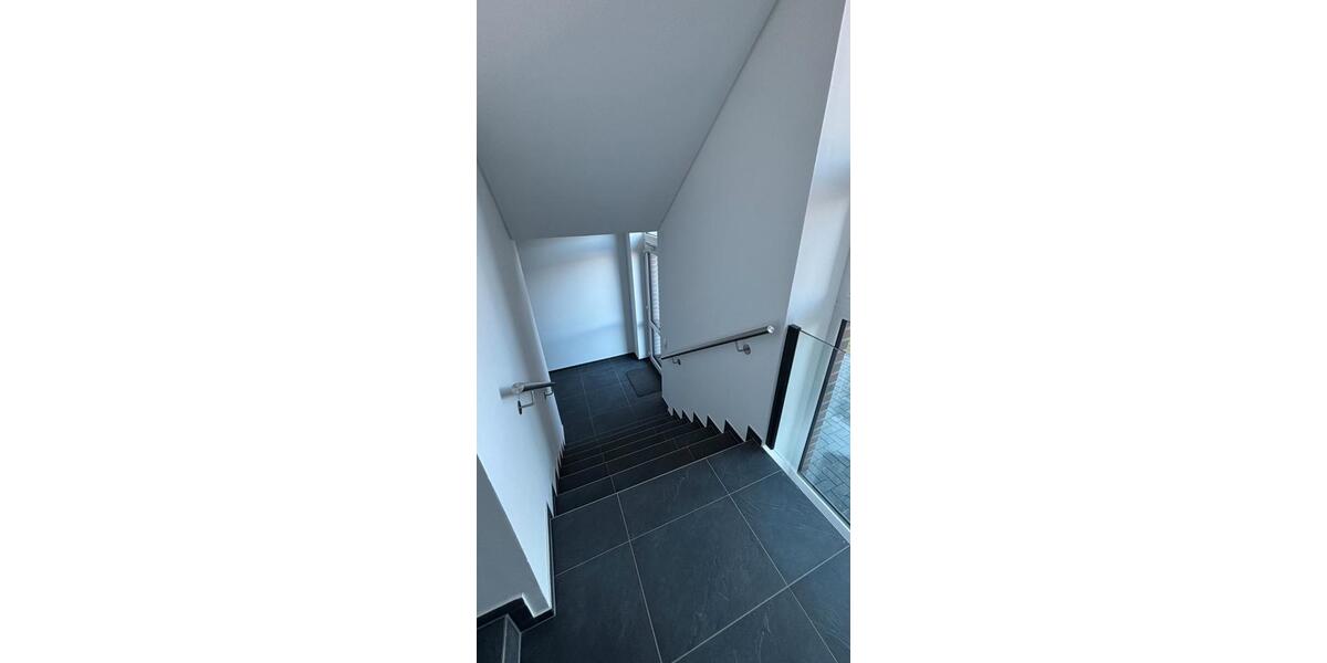 Etagenwohnung Haste - 3 Zimmer, 92 m&sup2;, 1.245&euro; | Angebot:26396227