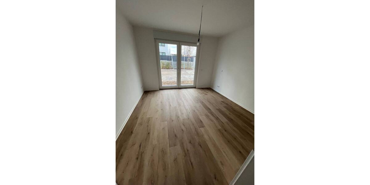 Etagenwohnung Denkendorf - 4 Zimmer, 99 m&sup2;, 1.650&euro; | Angebot:26863048