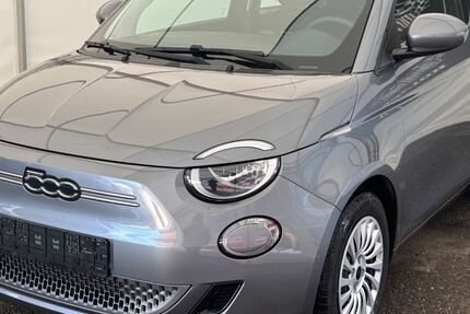 Fiat 500e 17.500 km 11.600 &euro; Langenmosen 86571