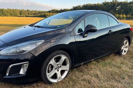 Peugeot 308 160.000 km 9.900 &euro; Eldetal 17209