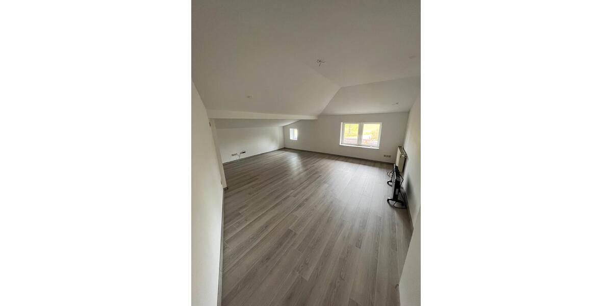 Etagenwohnung Kaltennordheim - 3 Zimmer, 96 m&sup2;, 650&euro; | Angebot:24691981