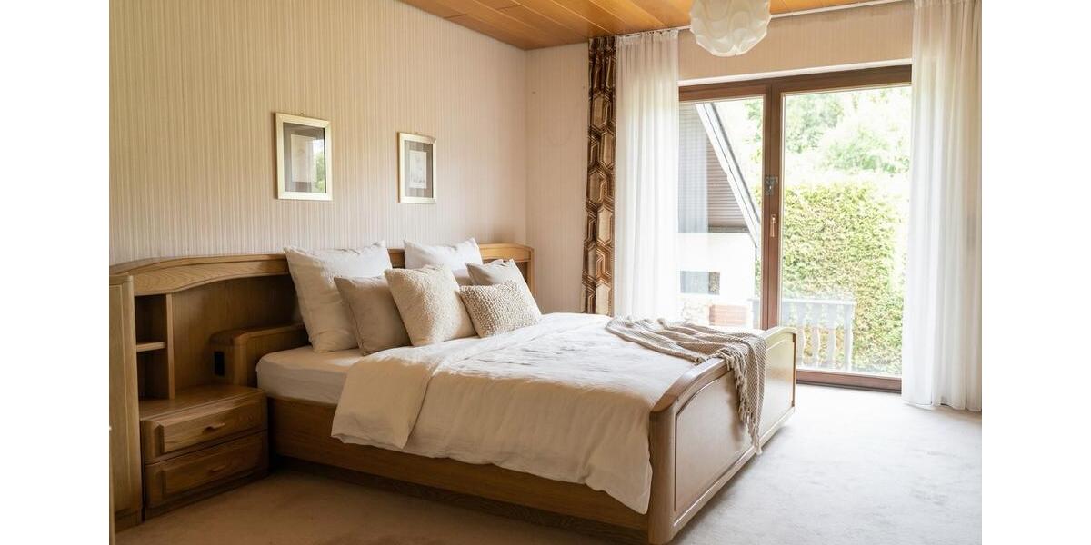 Einfamilienhaus Hillesheim - 7 Zimmer, 219 m&sup2;, 389.000&euro; | Angebot:26963953