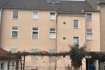 Haus Essen Stadtbezirk III - 36 Zimmer, 320 m&sup2;, 310.000&euro; | Angebot:25611964