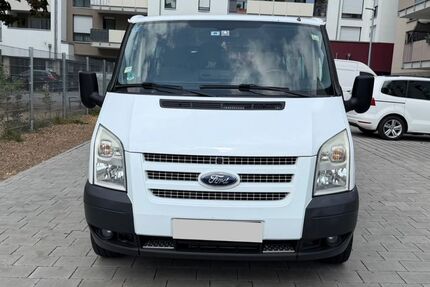 Ford Transit 110.000 km 8.900 &euro; Fürth 90763