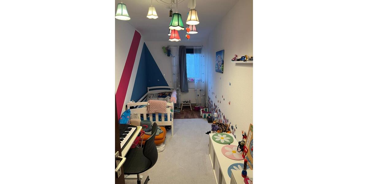 Dachgeschoßwohnung Schauenburg - 4 Zimmer, 82 m&sup2;, 525&euro; | Angebot:25396547