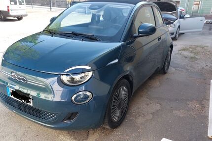 Fiat 500e 24.600 km 20.800 € Limbach-Oberfrohna 09212