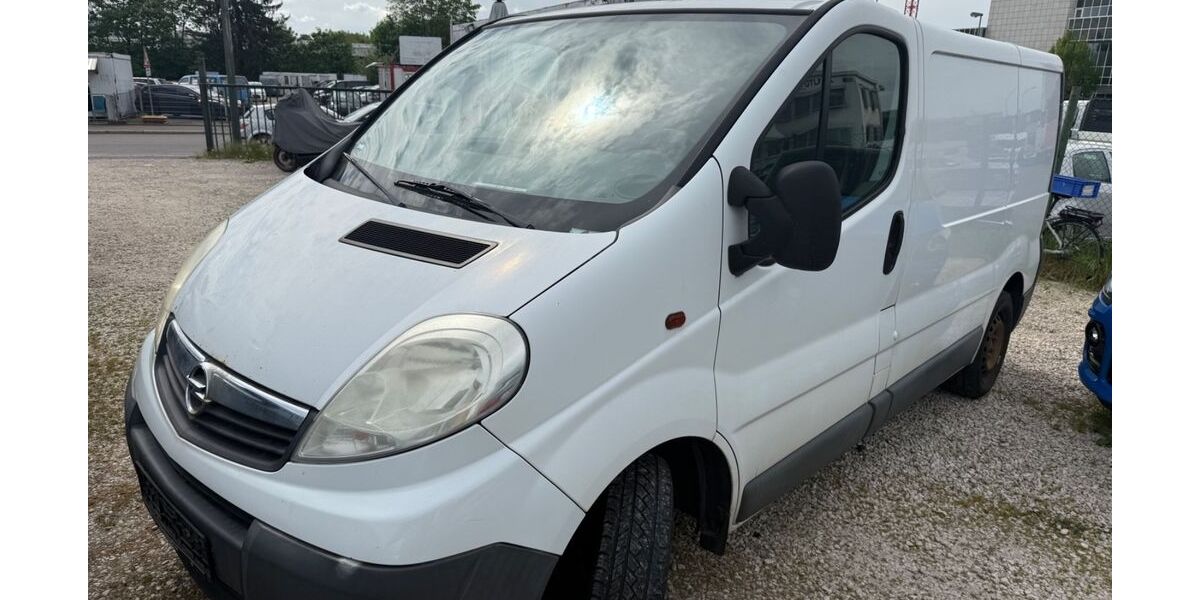 Opel Vivaro 336.000 km 2.900 &euro; Neu-Ulm 89231