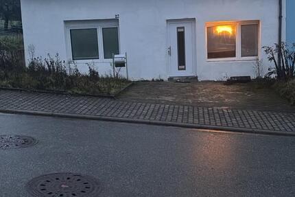 Gemütliche Ferienwohnung ,Monteurzimmer, Berufstätige, Firmengest 6 zimmer